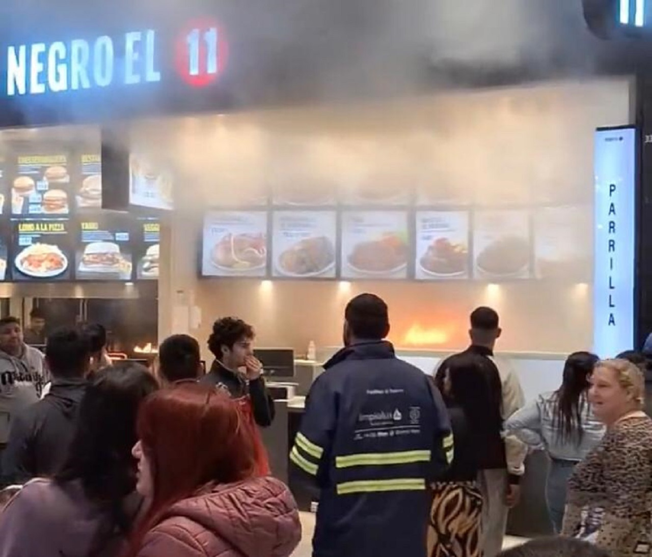 Incendio en el Unicenter.