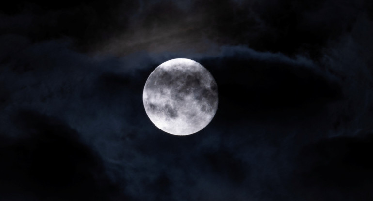 Superluna del 20 de agosto de 2024 en Moscú, Rusia. Foto: Reuters.