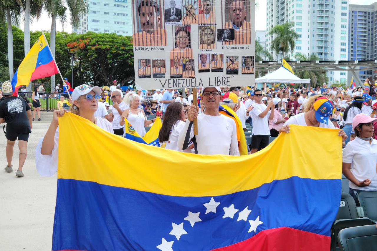 Venezolanos de todo el mundo marcharon tras las elecciones. Foto: EFE