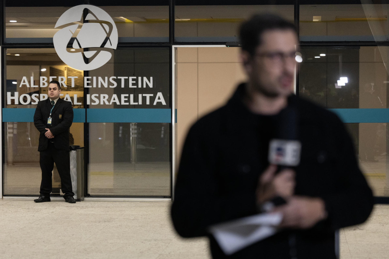 Juan Izquierdo murió en el Hospital Israelita Albert Einstein. Foto: EFE.