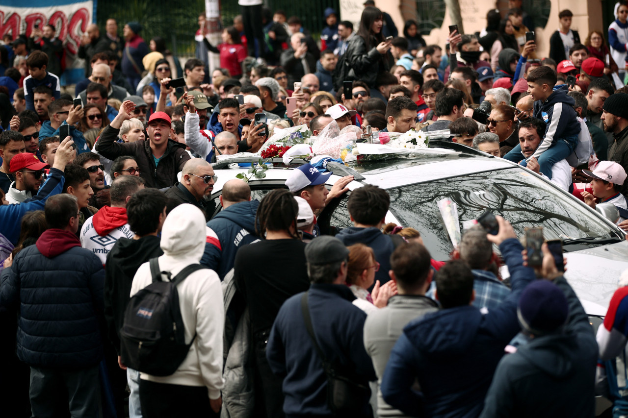 Velatorio de Juan Izquierdo en Uruguay. Foto: Reuters