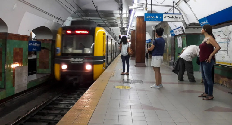 Línea A de Subte, transporte público. Foto: NA