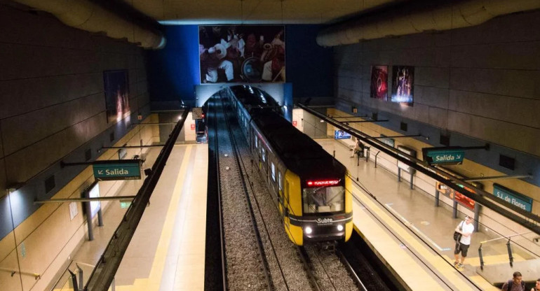 Subte, transporte público. Foto: NA