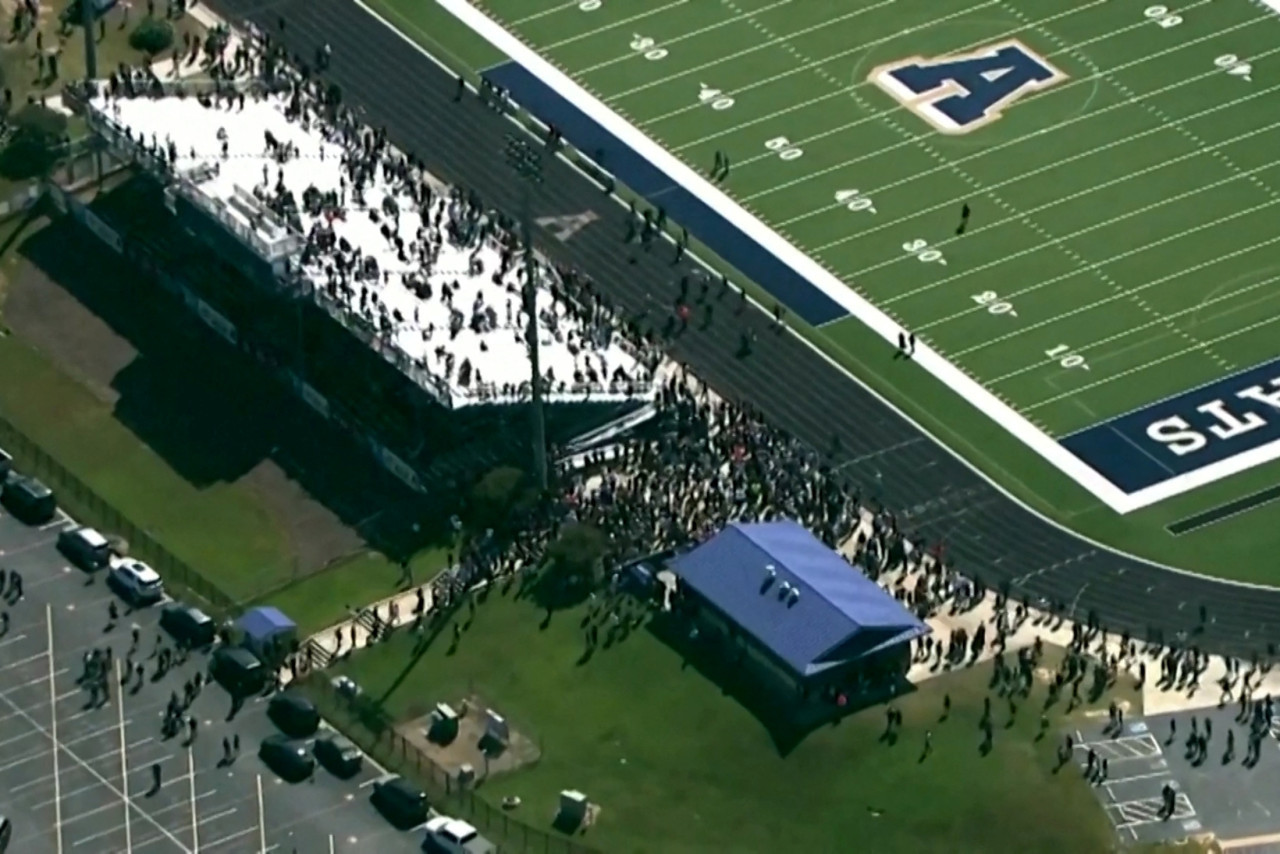 Evacuaron una escuela en Estados Unidos por tiroteo. Foto: Reuters.