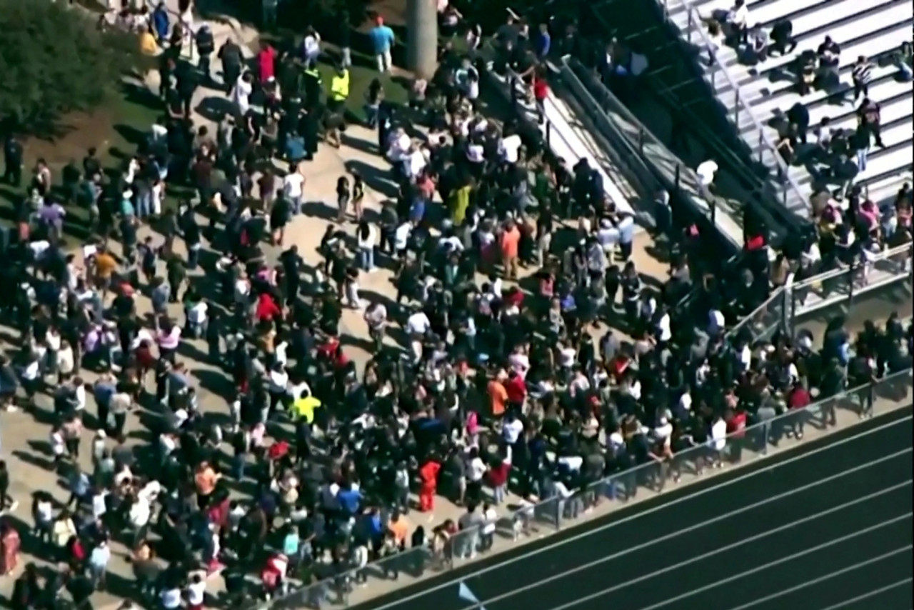 Evacuaron una escuela en Estados Unidos por tiroteo. Foto: Reuters.