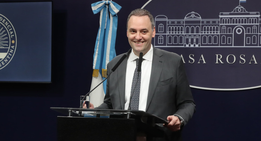 Conferencia de prensa en vivo de Manuel Adorni, portavoz presidencial