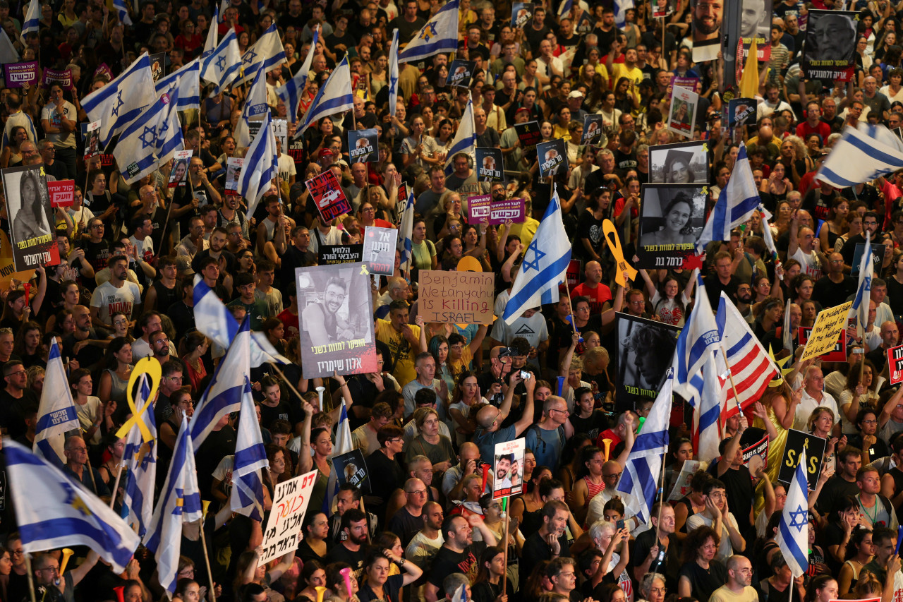 Protestas en Israel para exigir una tregua. Foto: Reuters