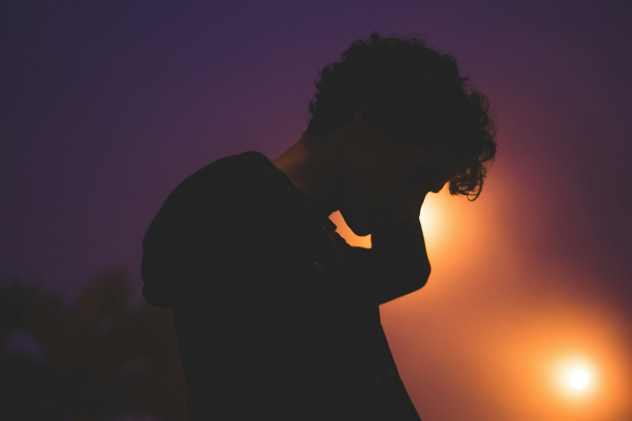 Suicidio; ansiedad; depresión; tristeza. Foto: Unsplash.