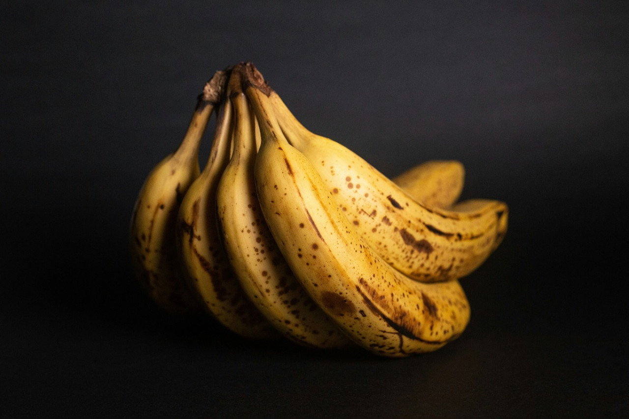 Bananas; frutas; alimentos. Foto: Unsplash.