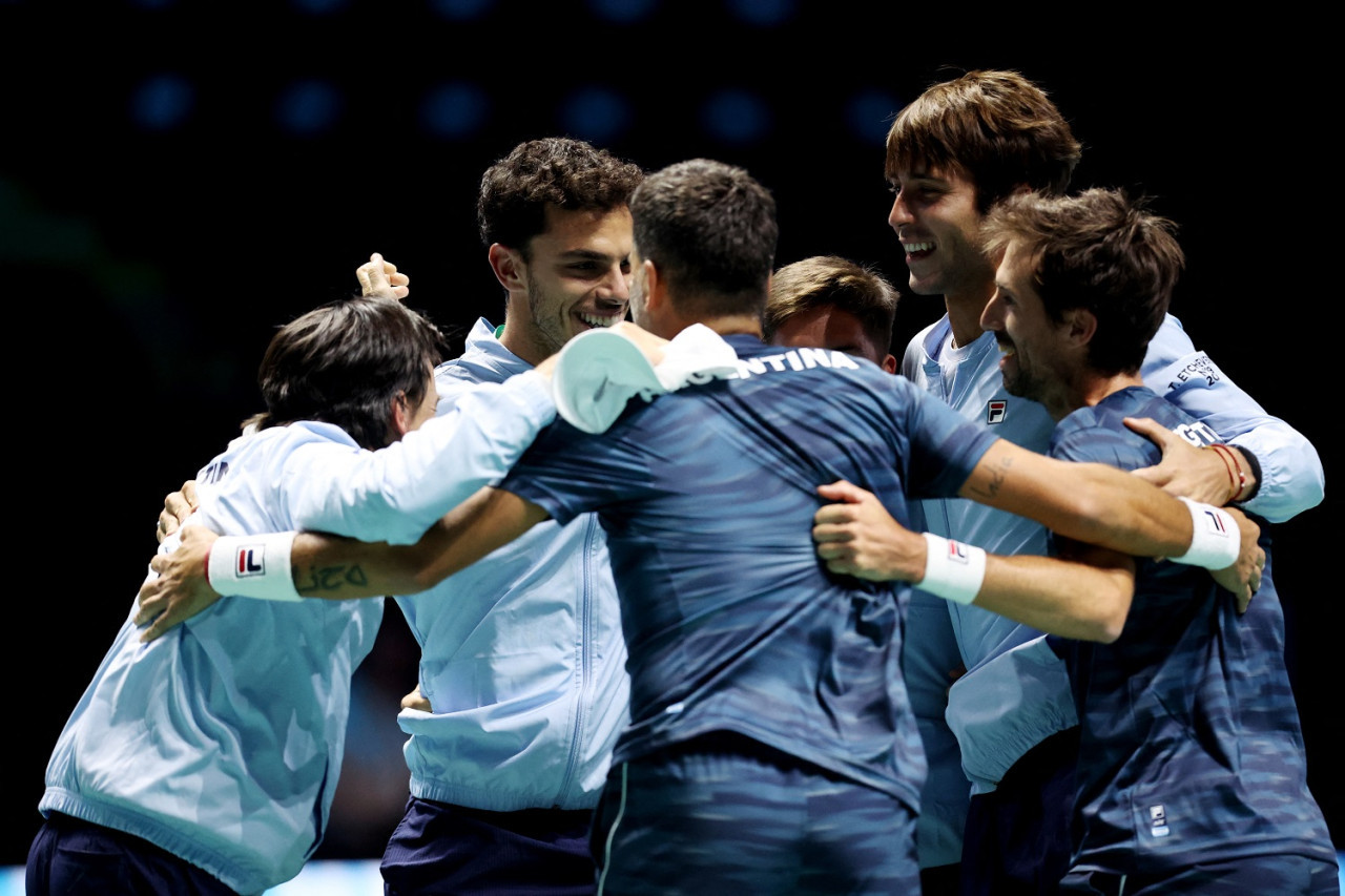 Argentina clasificó a los cuartos de final de la Copa Davis. Foto: Reuters