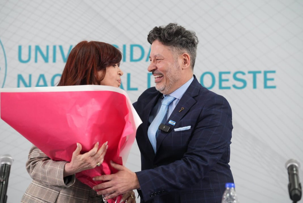 Gustavo Menéndez y Cristina Kirchner. Foto: Instagram @gamenendez