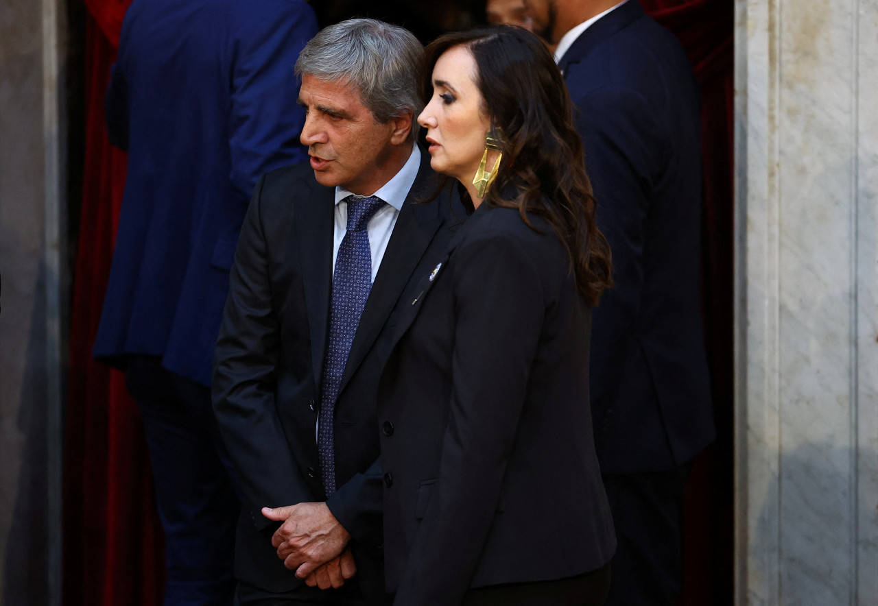 Luis Caputo y Victoria Villarruel; Presupuesto 2025. Foto: Reuters