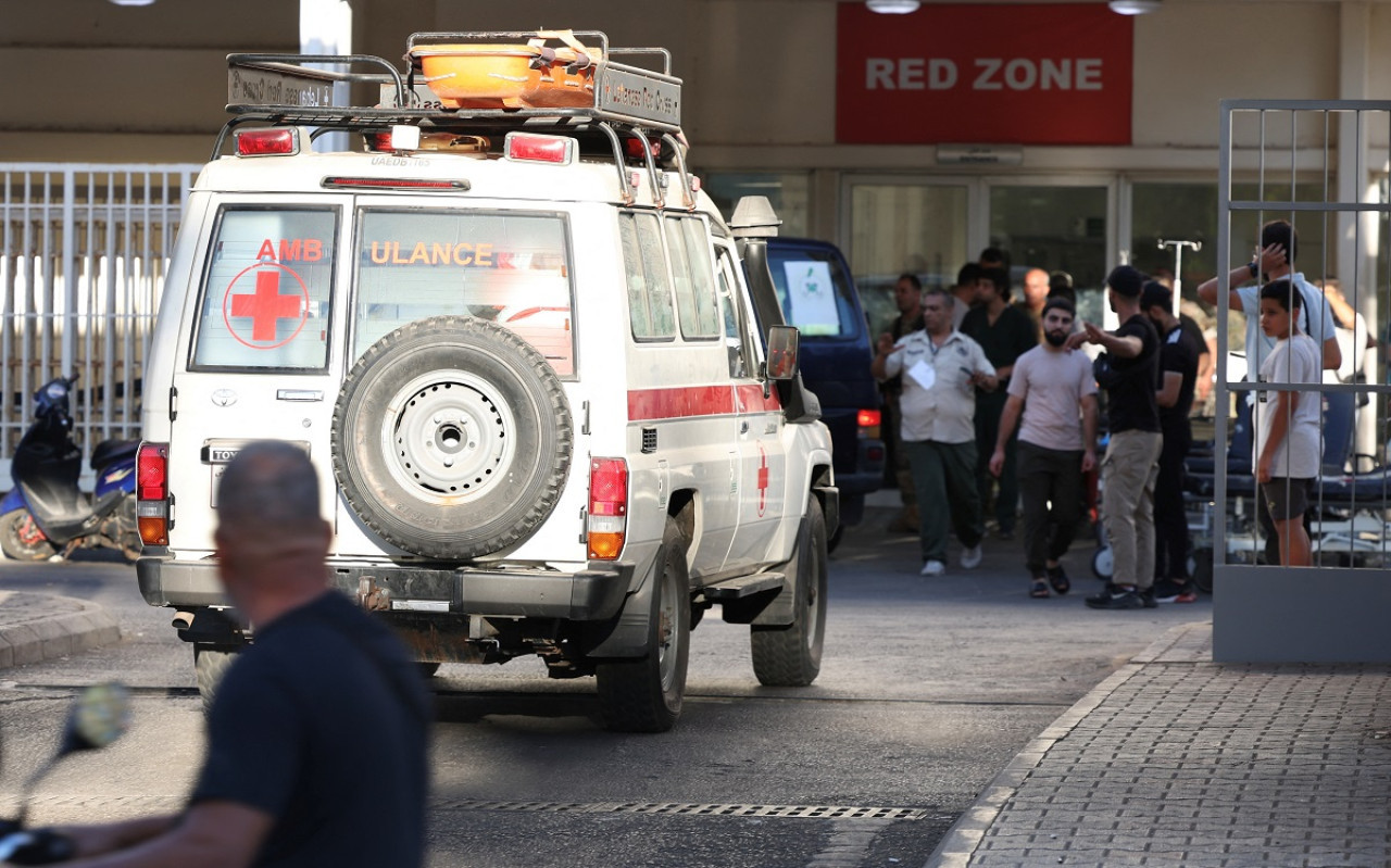 Masiva explosión de localizadores en el Líbano. Foto: Reuters.