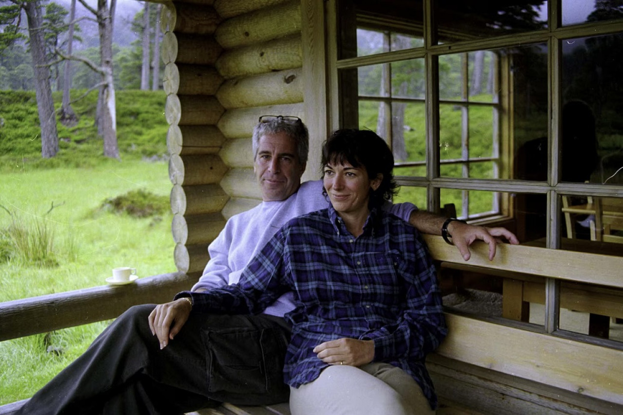 Jeffrey Epstein y Ghislaine Maxwell. Foto: Reuters.