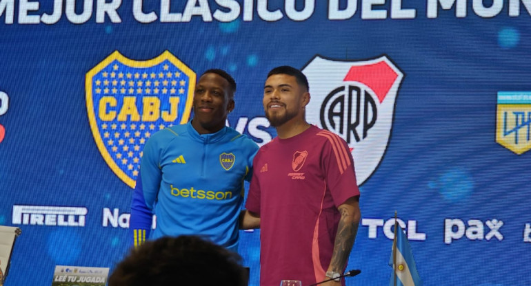 La conferencia de prensa previa al Superclásico. Foto: X @MaquinaRiver