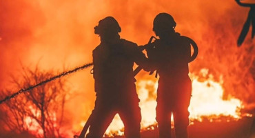 Incendio en Capilla del Monte. Fuente: Instagram /@charliparrilla