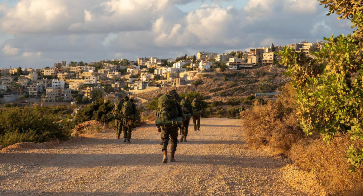 Soldados israelíes en la frontera con El Líbano; guerra Israel-Hezbollah: Foto: X @idfonline