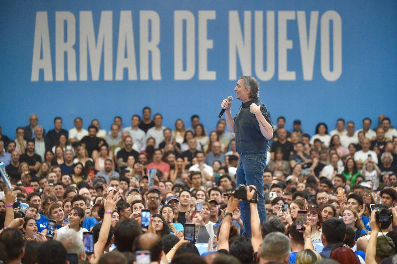 Máximo Kirchner en La Plata. Foto: prensa