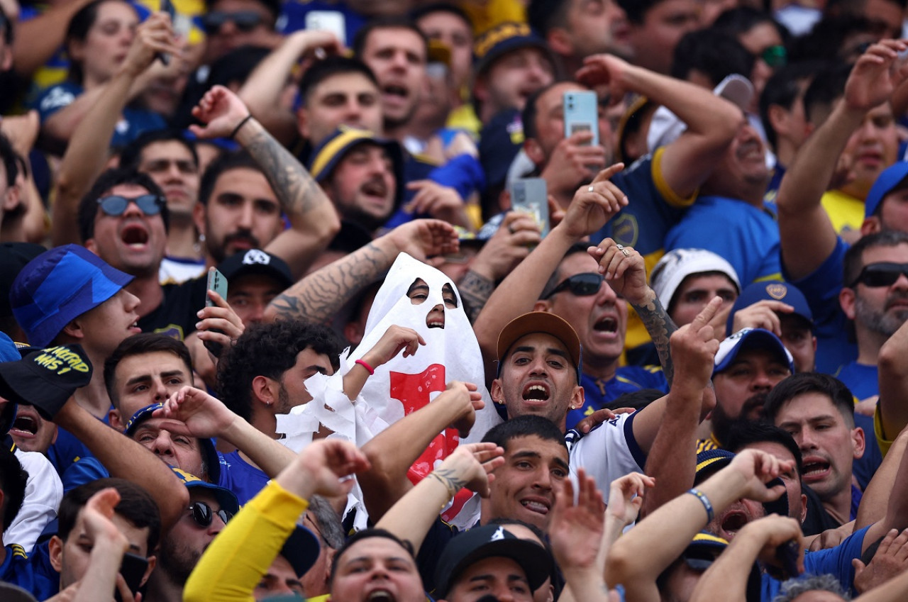 El color de los hinchas de Boca en el Superclásico. Foto: Reuters