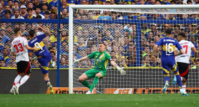 Agónico no-gol de Milton Giménez. Foto: Superclásico