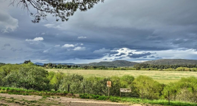 Sierras de Pillahuincó. Foto: Instagram / jbpillahuinco.