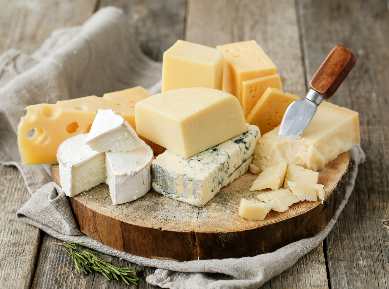 Quesos, queso, roquefort. Foto: Freepik.