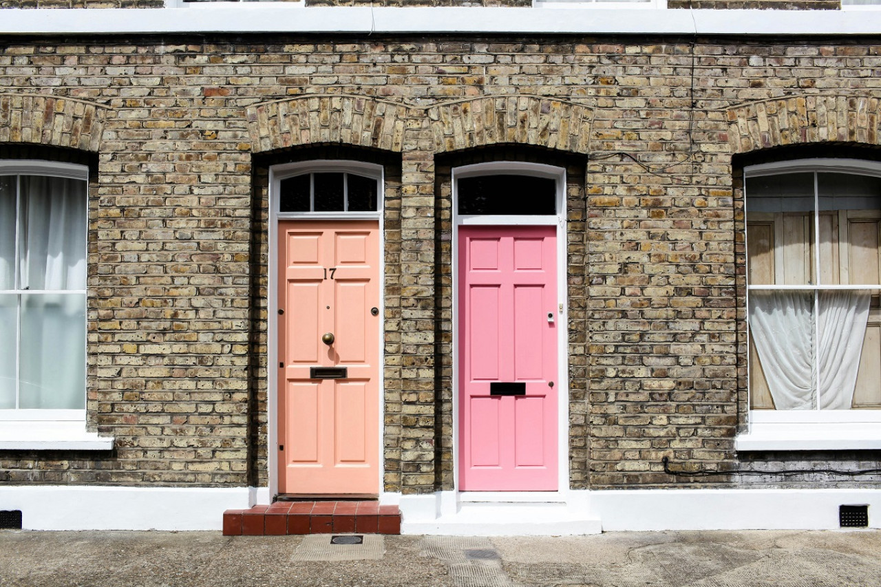 Casas en Inglaterra. Foto: Unsplash.