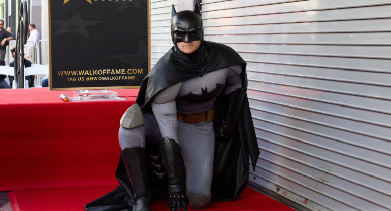 Batman, el primer superhéroe con una estrella en el Paseo de la Fama de Hollywood. Foto: EFE.