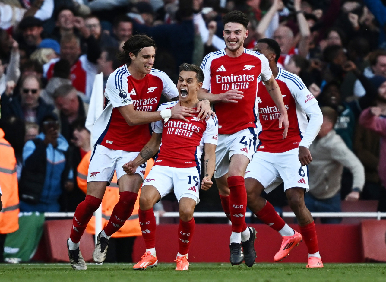 El Arsenal sigue invicto en la Premier League. Foto: Reuters