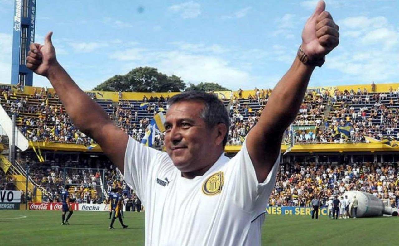 Omar Palma, histórico jugador de Rosario Central. Foto: X @MundoCentralOf.