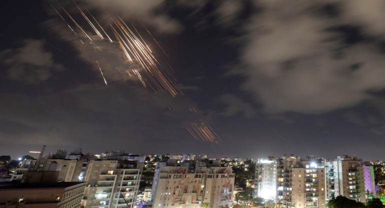 Ataque de Irán sobre Israel. Foto: REUTERS.