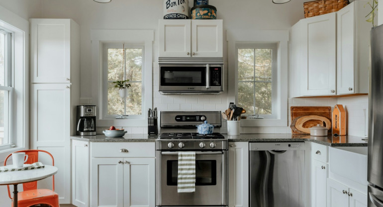 Cocina; electrodomésticos. Foto: Unsplash.