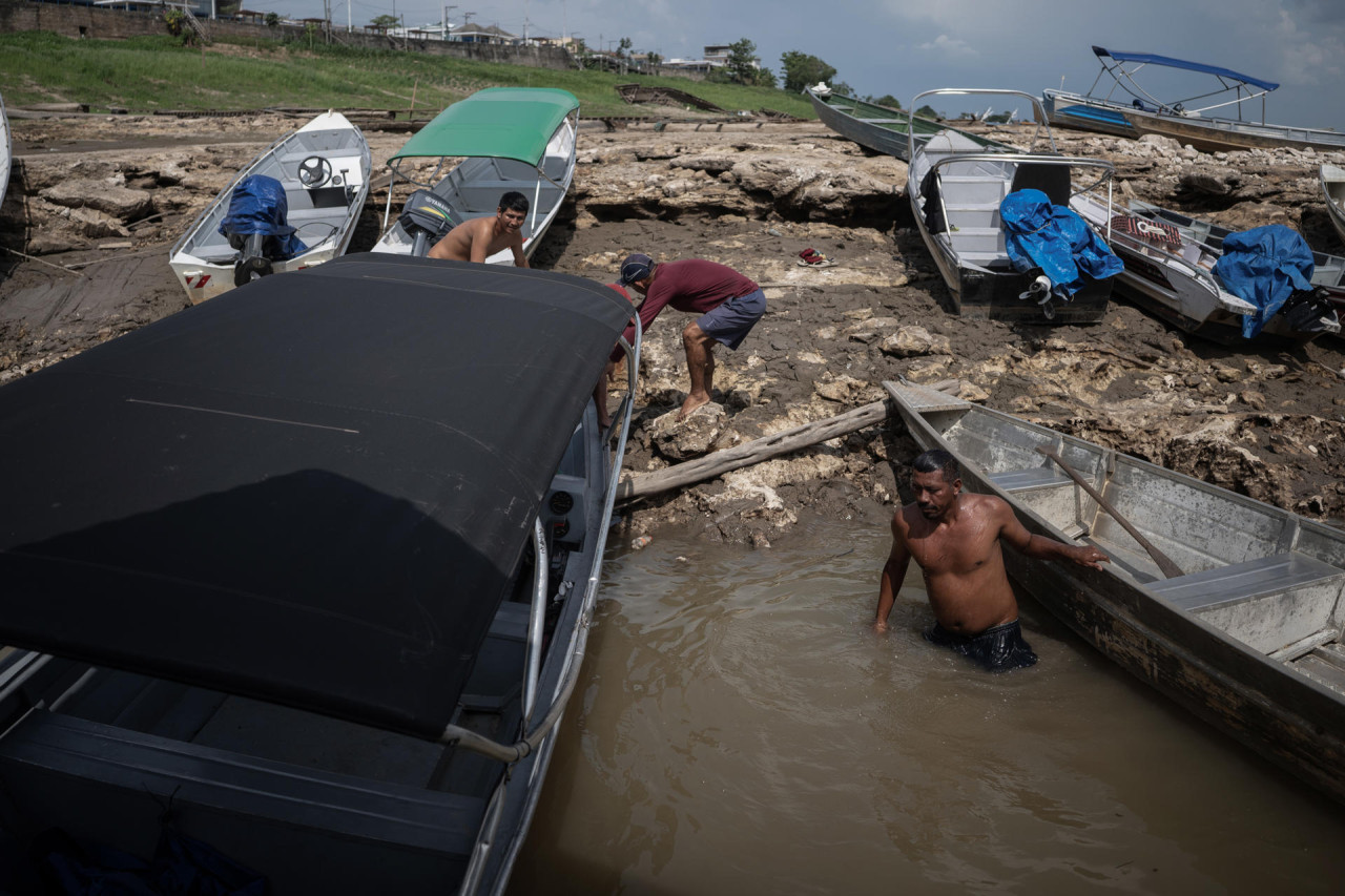 Sequía en Amazonas. Foto: EFE.