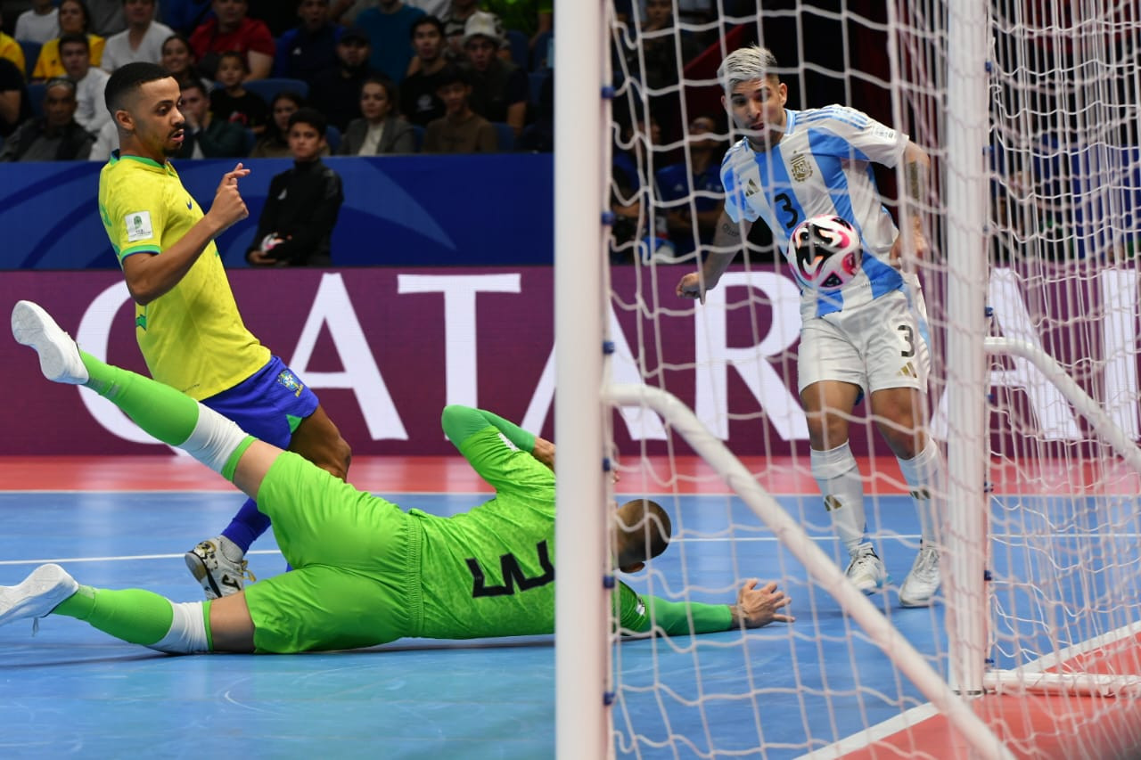 Argentina vs Brasil; final del Mundial de Futsal Uzbekistán 2024. Foto: X @Argentina