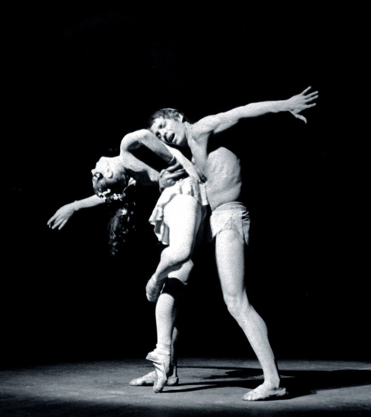 Norma Fontenla y José Neglia, primeros bailarines del Colón