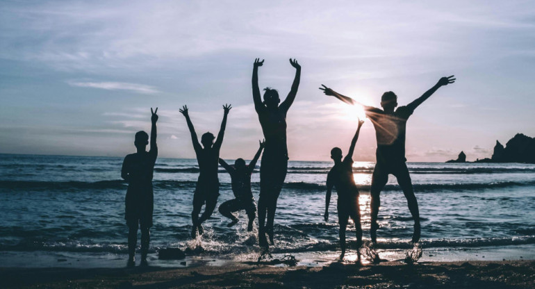 Amigos, amistad. Foto: Pexels.