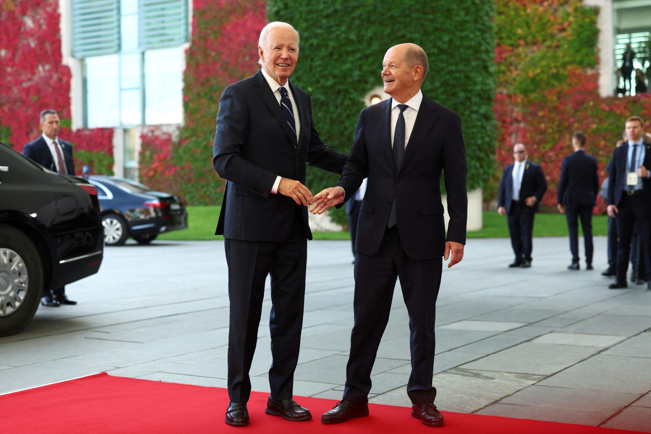 Joe Biden y Olaf Scholz. Foto: Reuters.