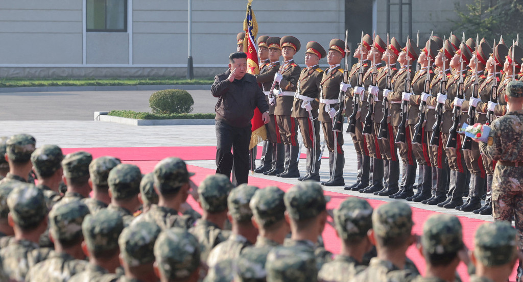 Kim Jong-un y el ejército de Corea del Norte. Foto: Reuters.