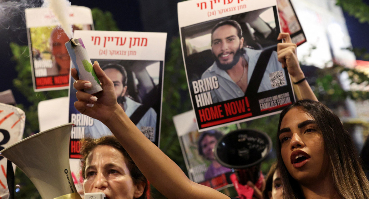 Manifestaciones en Israel tras el asesinato de Sinwar y por la liberación de los rehenes. Foto: Reuters