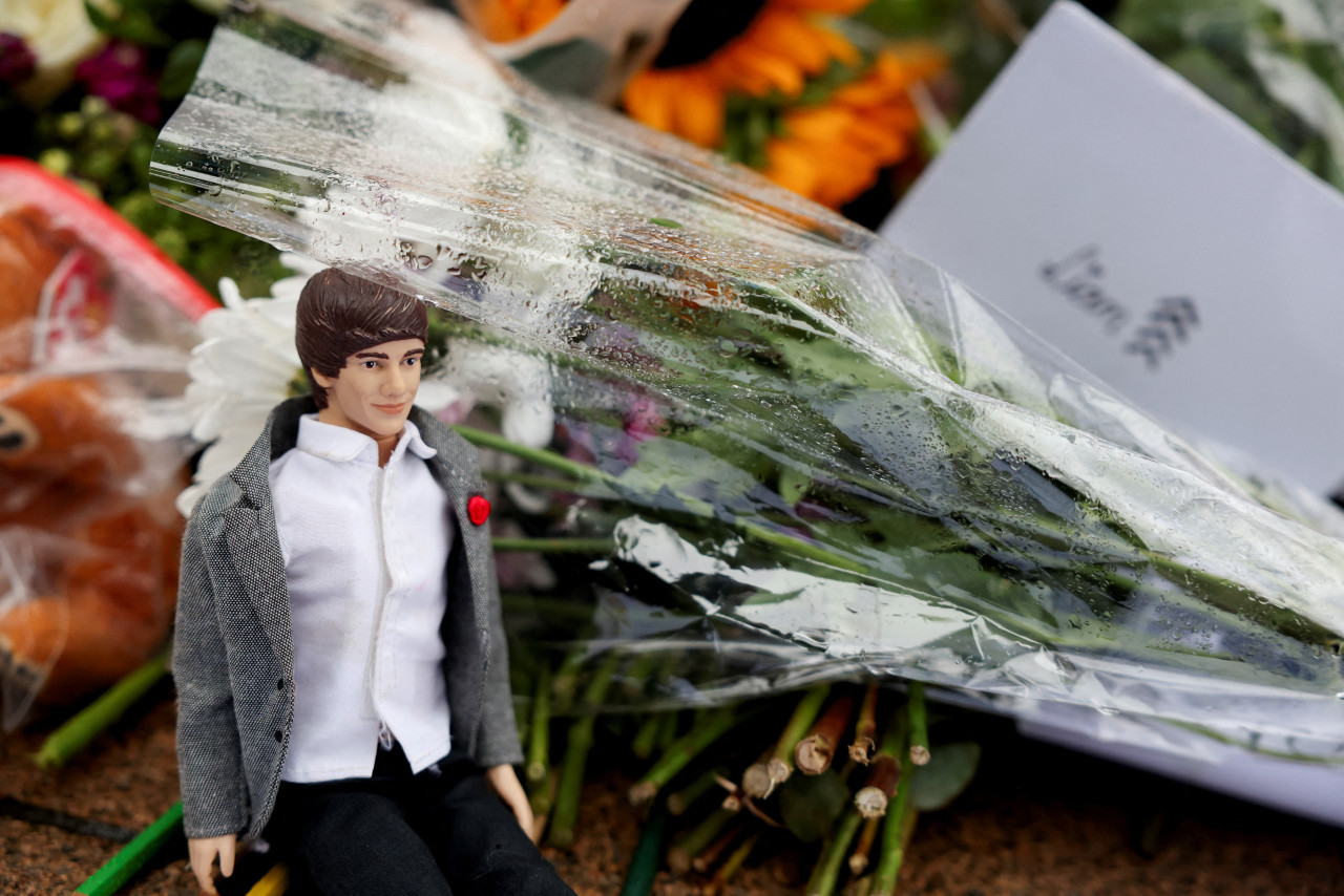 Fans de One Direction homenajean a Liam Payne en el londinense Hyde Park. Foto: Reuters.