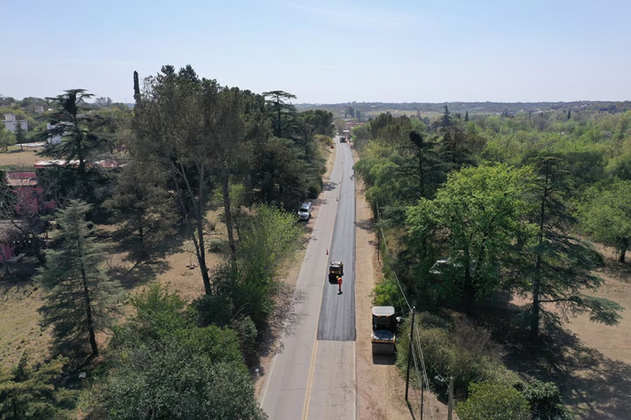 Implementación de bioasfalto en carreteras de Córdoba. Foto: Gobierno de Córdoba.