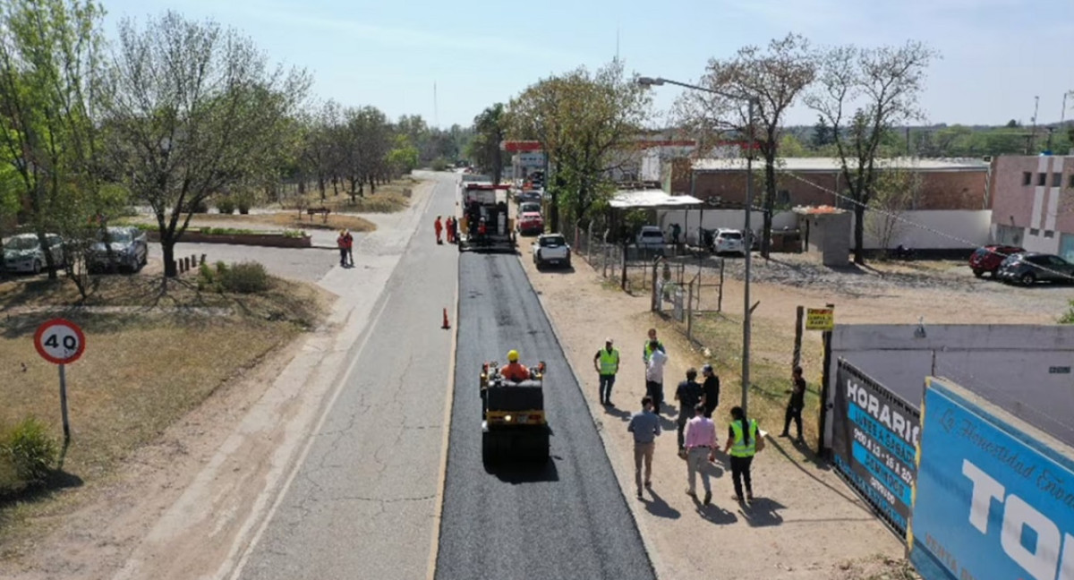 Implementación de bioasfalto en carreteras de Córdoba. Foto: Gobierno de Córdoba.