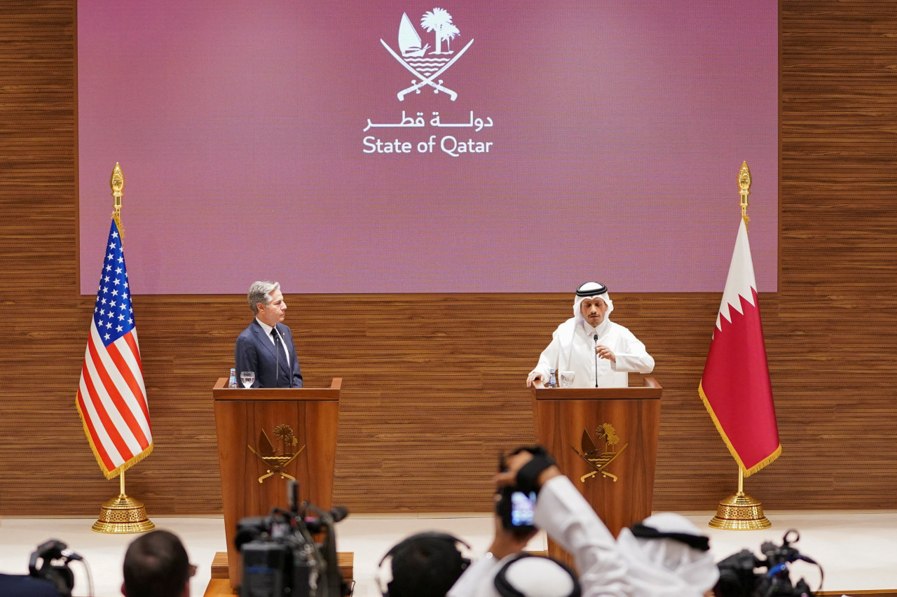 Antony Blinken en su visita  a Qatar. Foto: Reuters.