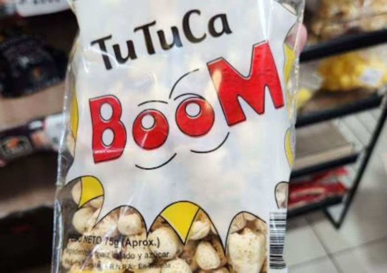 ANMAT prohibió una marca de maíz inflado, más conocido como "tutuca".