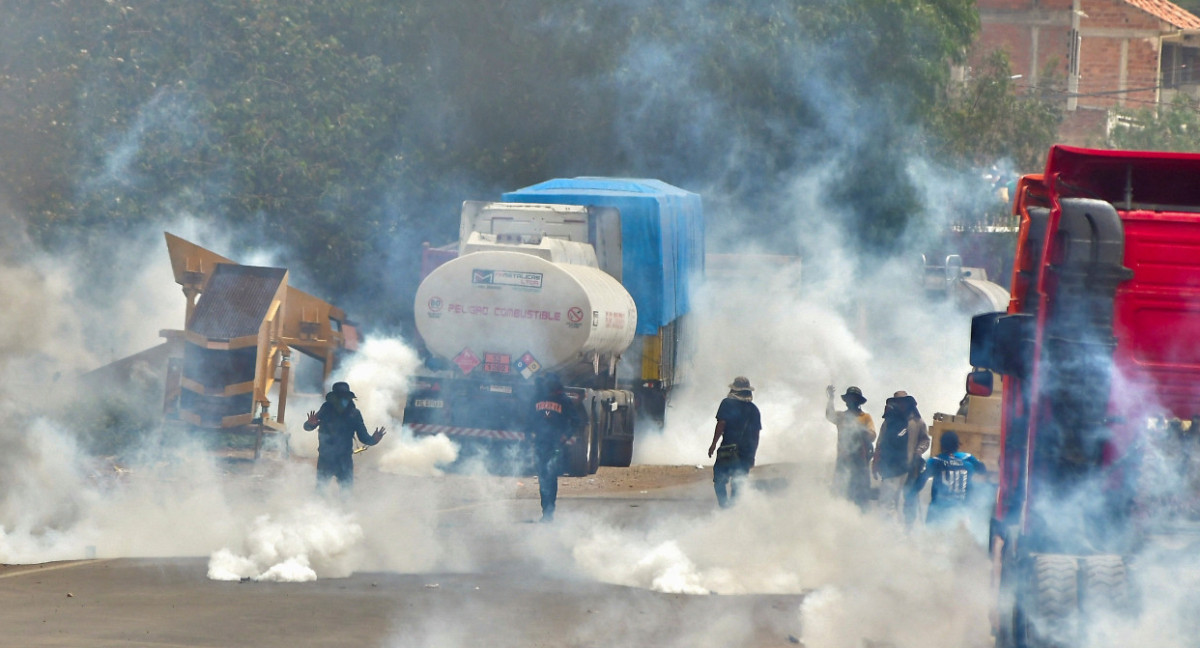 La tensión que se vivió tras los bloqueos de carreteras en Bolivia. Foto: Reuters.