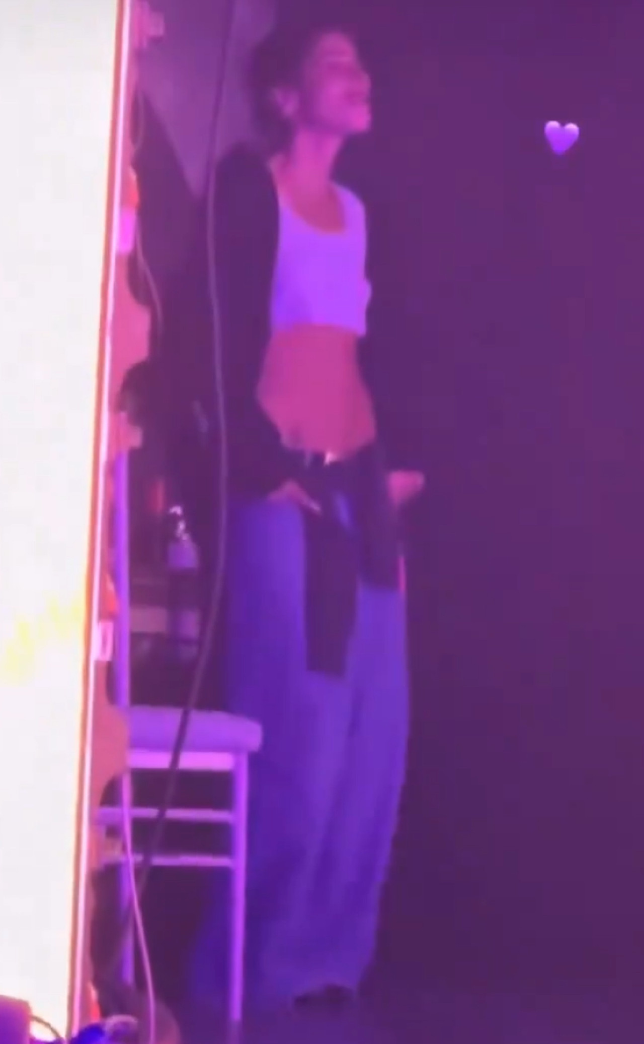 Tini Stoessel en el show de Young Miko. Foto: captura video redes sociales.