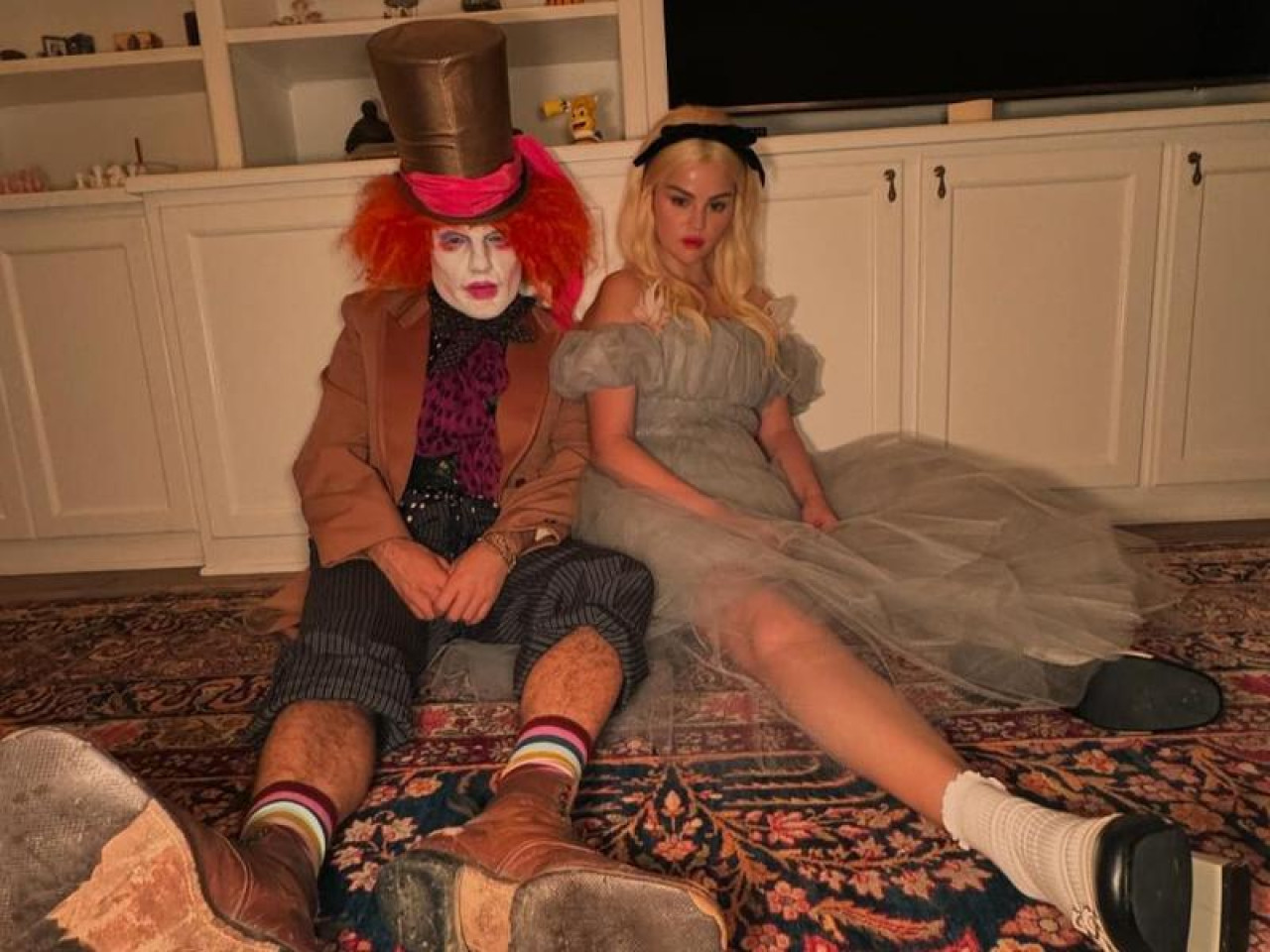 Selena Gomez y Benny Blanco disfrazados para Halloween. Foto: Instagram