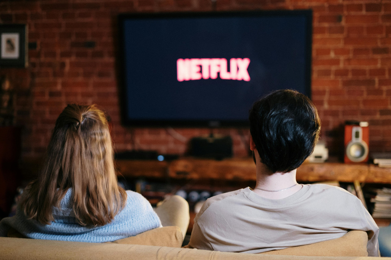 Netflix, logo. Foto: Pexels.