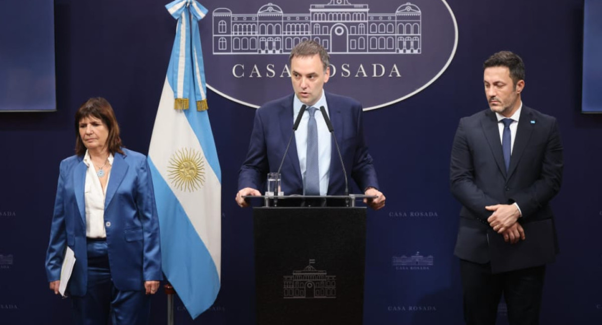 Patricia Bullrich, Manuel Adorni y Luis Petri. Foto: Presidencia.