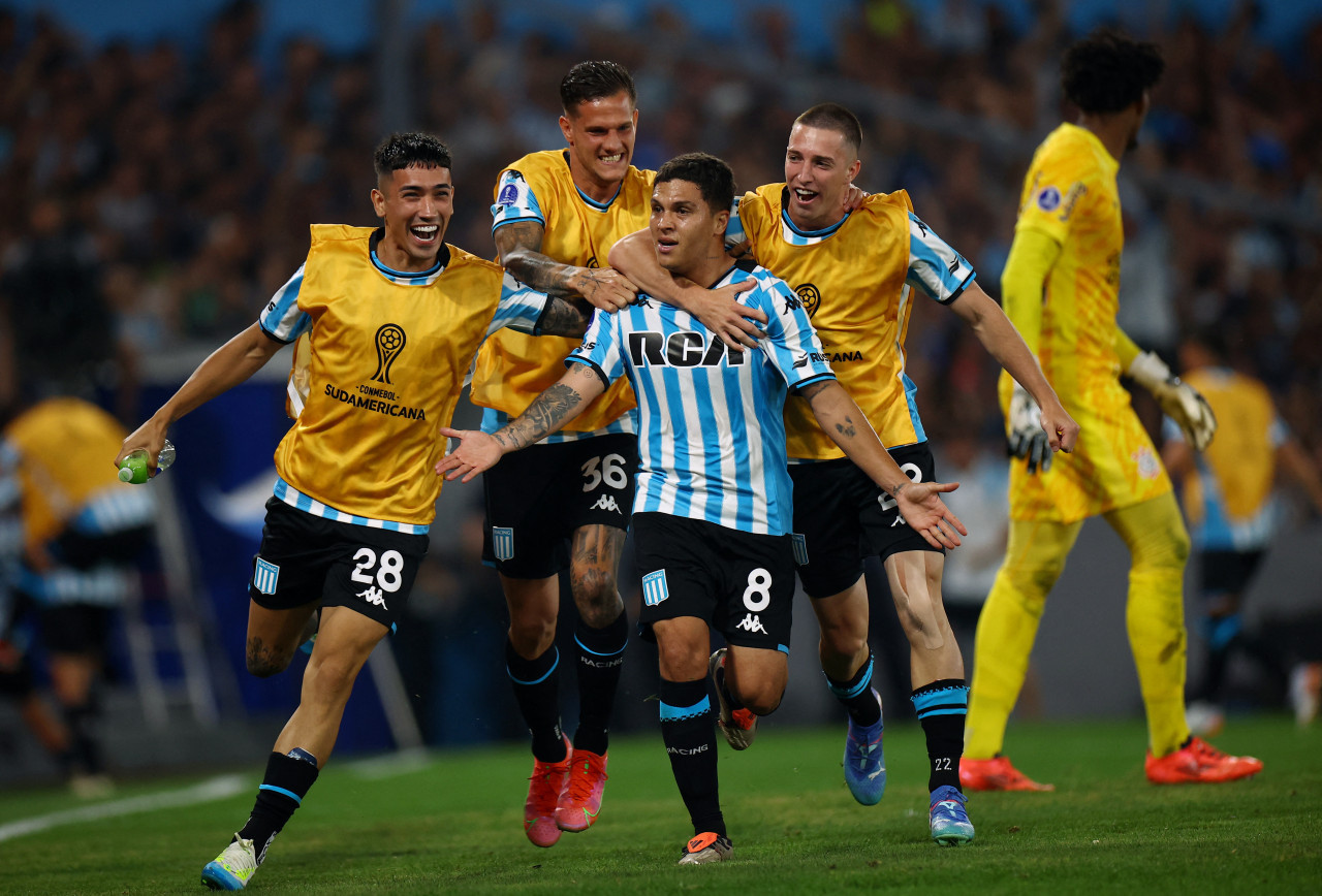 Racing clasificó a la final de la Copa Sudamericana 2024. Foto: Reuters.